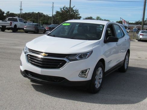 Used 2021 Chevrolet Equinox LS image 7