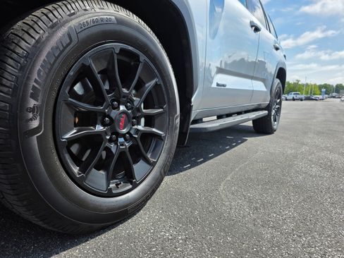 Used 2024 Toyota Sequoia Limited w/ TRD Off-Road Package AWD/4WD image 22