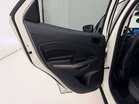 Used 2019 Ford EcoSport SES image 35