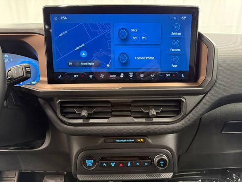 Used 2025 Ford Bronco Sport Outer Banks w/ Outer Banks Tech Package+ image 14