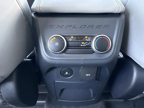New 2026 Ford Explorer Active w/ Active Comfort Package image 17