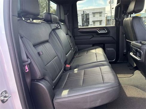 Used 2024 Chevrolet Silverado 2500 High Country w/ High Country Premium Package image 10