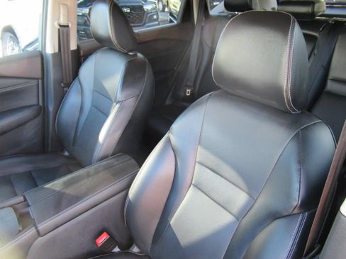 Used 2022 Nissan Rogue SL w/ SL Premium Package FWD image 17