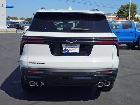 New 2026 Chevrolet Traverse LT w/ Enhanced Driving Package FWD image 5