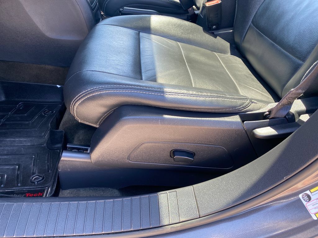 Used 2017 Jeep Patriot High Altitude AWD/4WD image 13