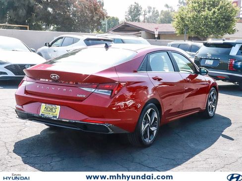 Certified 2023 Hyundai Elantra Limited FWD image 4