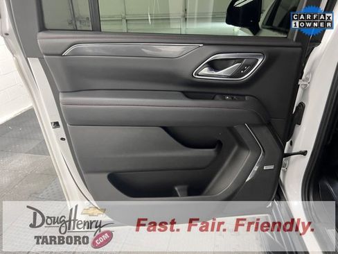 Used 2023 Chevrolet Suburban RST w/ Luxury Package image 35