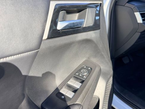 Used 2024 Mitsubishi Outlander SE image 22