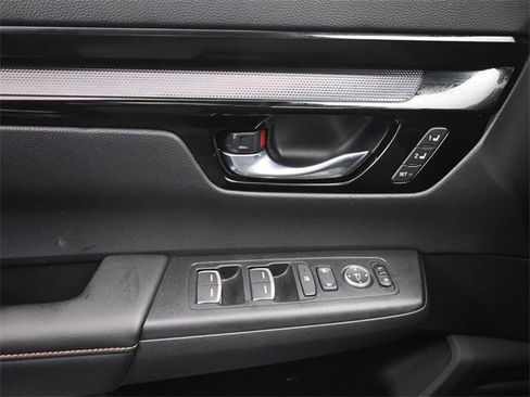 Used 2025 Honda CR-V Sport Touring image 27