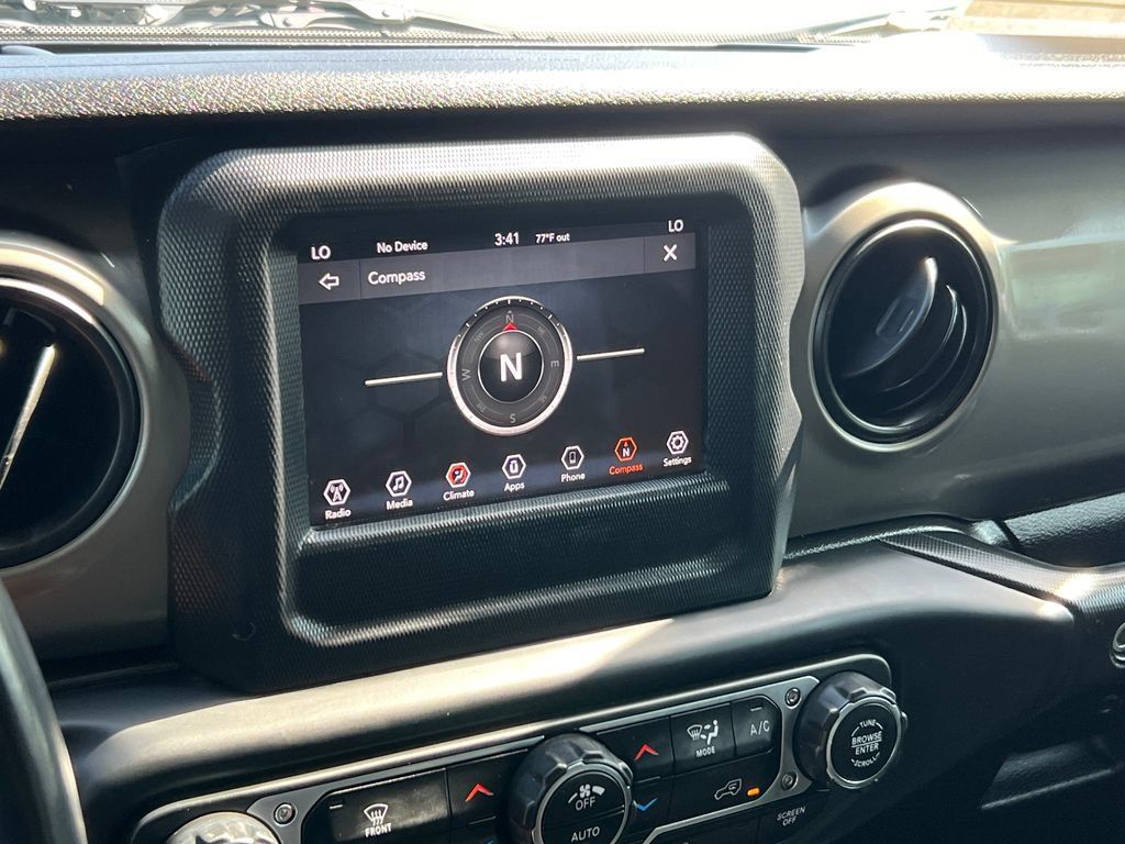 Used 2018 Jeep Wrangler Unlimited Sport S AWD/4WD image 31