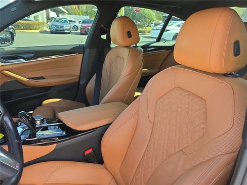 Used 2023 BMW 530i xDrive w/ M Sport Package image 17