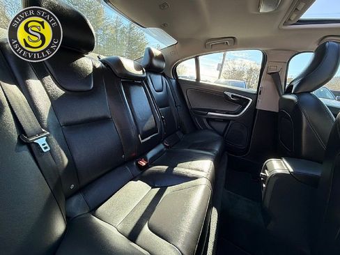 Used 2015 Volvo S60 T5 Premier image 19