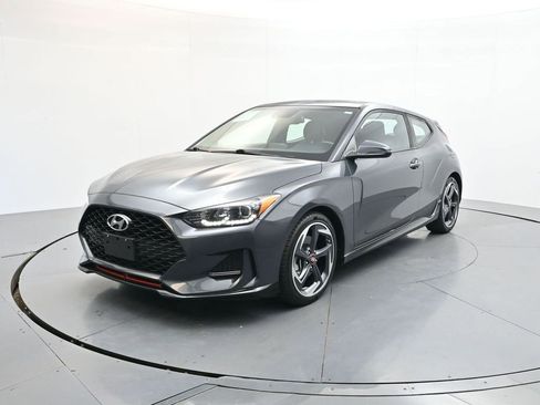 Used 2020 Hyundai Veloster Turbo FWD image 3