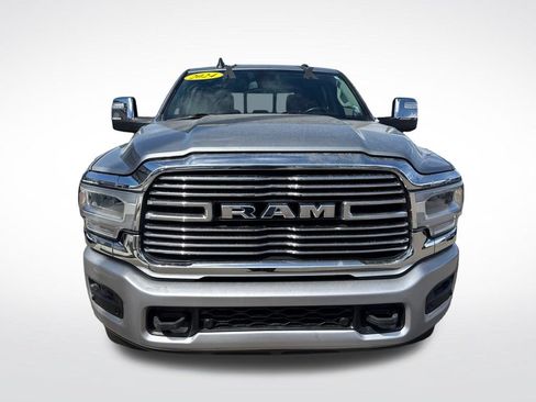 Used 2024 RAM 2500 Laramie AWD/4WD image 8