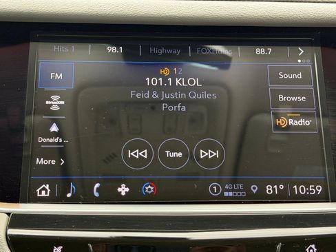 Used 2022 Cadillac XT5 Premium Luxury FWD image 16