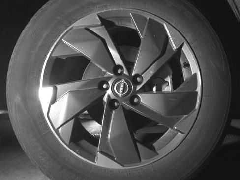 Used 2025 Nissan Rogue SV AWD/4WD image 13