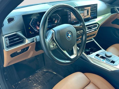 Used 2023 BMW i4 eDrive40 w/ Premium Package RWD image 9