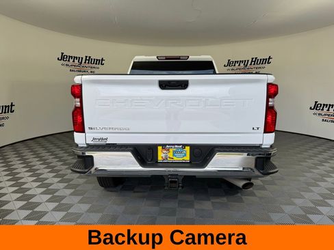 Used 2024 Chevrolet Silverado 2500 LT image 7