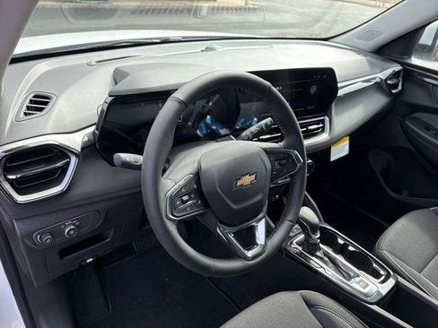 New 2026 Chevrolet TrailBlazer LT w/ Convenience Package image 13