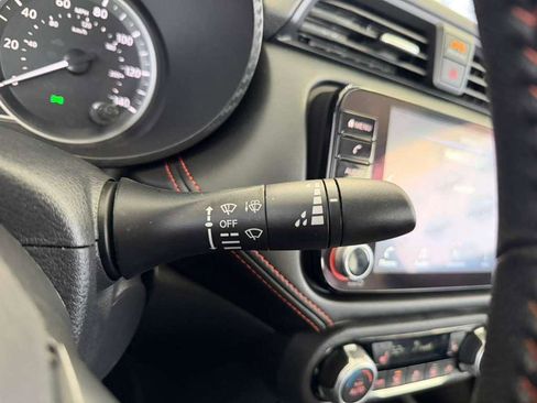 Used 2024 Nissan Versa SR image 33