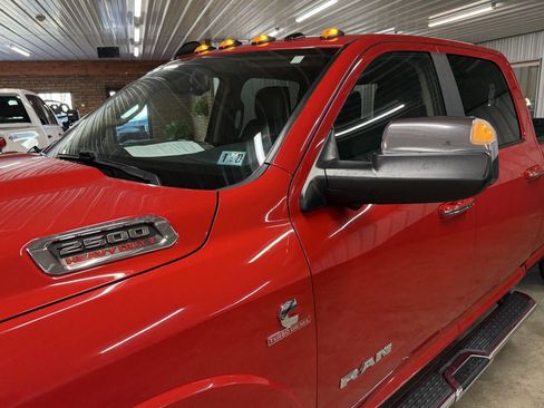 Used 2022 RAM 2500 Laramie image 9