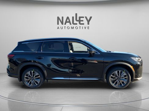 New 2026 INFINITI QX60 Luxe w/ Family Package image 7