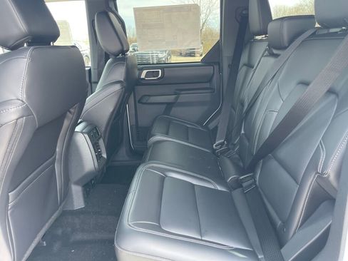 New 2026 Ford Bronco Outer Banks w/ Sasquatch Package AWD/4WD image 21