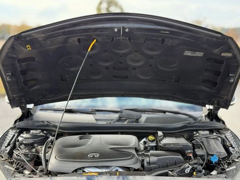 Used 2019 INFINITI QX30 Premium w/ Navigation Package image 27