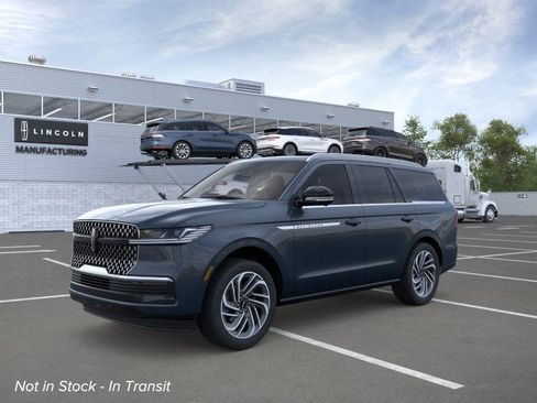 New 2026 Lincoln Navigator Reserve AWD/4WD image 1
