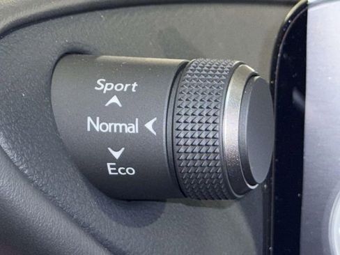 New 2025 Lexus ES 350 w/ Premium Package FWD image 17