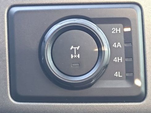 Used 2019 Ford F150 Raptor w/ Equipment Group 802A Luxury image 20