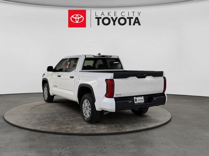New 2026 Toyota Tundra SR5 w/ SR5 Convenience Package