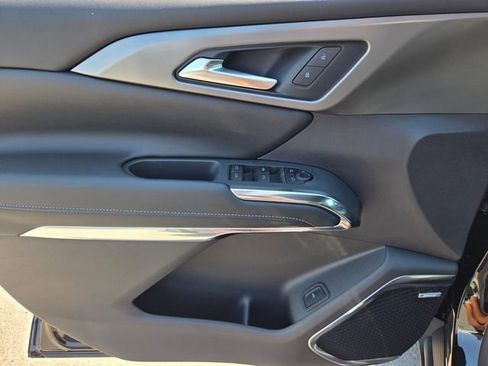 New 2026 Chevrolet Traverse LT w/ Enhanced Driving Package AWD/4WD image 9