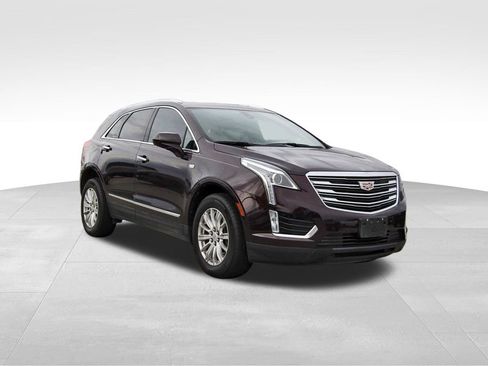 Used 2018 Cadillac XT5 FWD image 1
