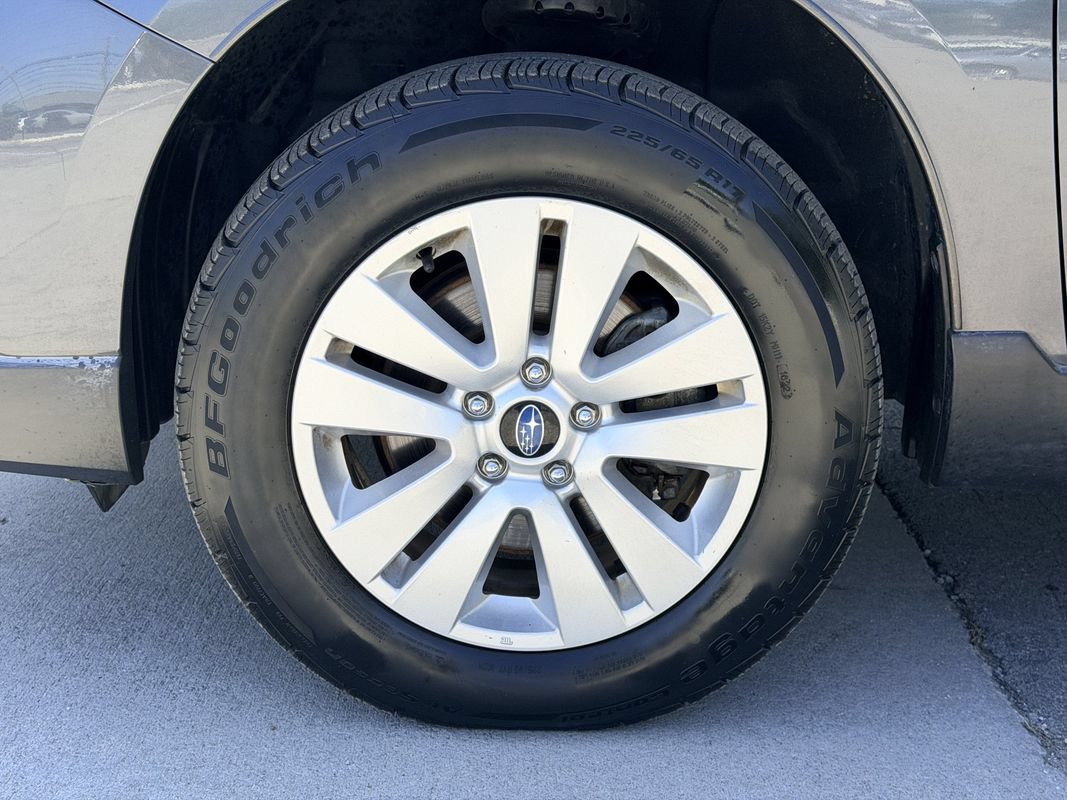 Used 2018 Subaru Outback 2.5i Premium AWD/4WD image 27