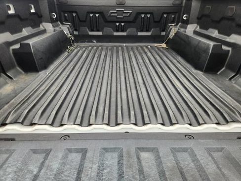 Used 2024 Chevrolet Colorado LT w/ LT Convenience Package II RWD image 33