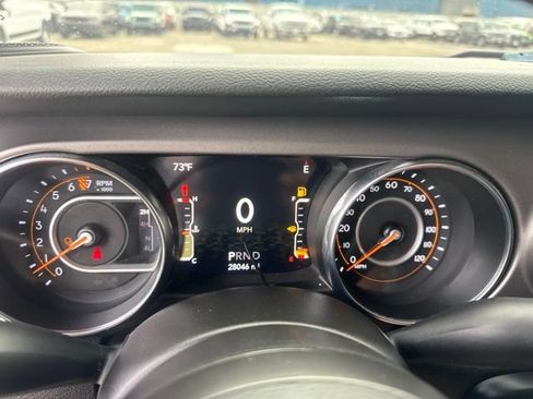 Used 2022 Jeep Gladiator Sport AWD/4WD image 20