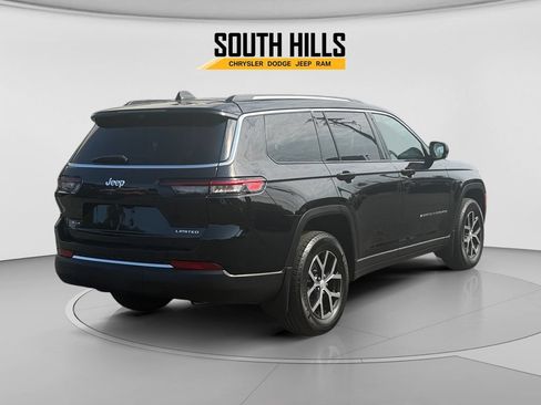 Used 2023 Jeep Grand Cherokee L Limited w/ Luxury Tech Group II AWD/4WD image 5