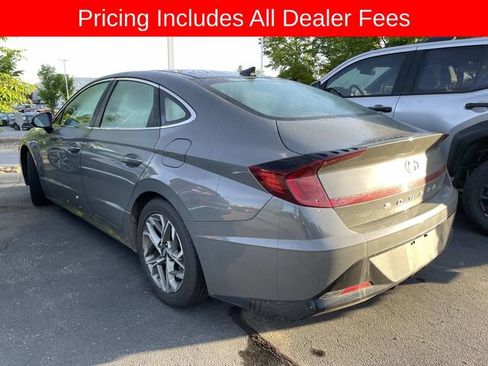 Used 2023 Hyundai Sonata SEL w/ Convenience Package FWD image 2