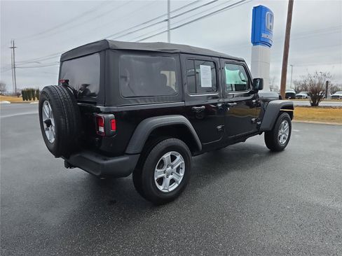 Used 2021 Jeep Wrangler Unlimited Sport image 7