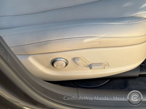 Used 2023 Genesis G80 2.5T image 13