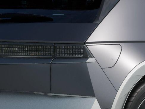 New 2026 Hyundai Ioniq 5 Limited RWD image 10