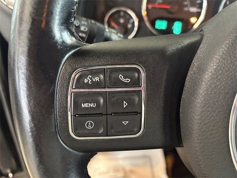 Used 2016 Jeep Wrangler Unlimited Sahara w/ Dual Top Group image 18