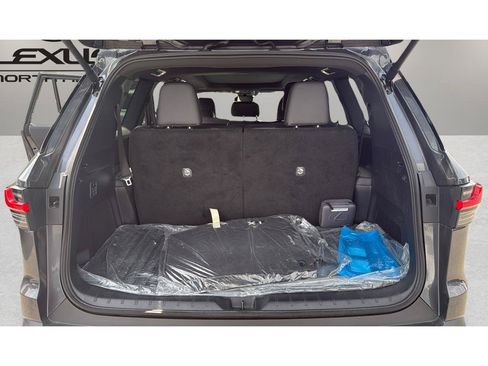 Used 2025 Lexus TX 350 AWD w/ Technology Package image 21