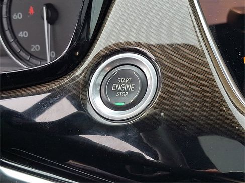 Used 2022 Cadillac XT6 Premium Luxury w/ Platinum Package image 22