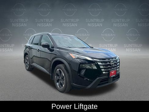 Used 2025 Nissan Rogue SV w/ SV Premium Package FWD image 10