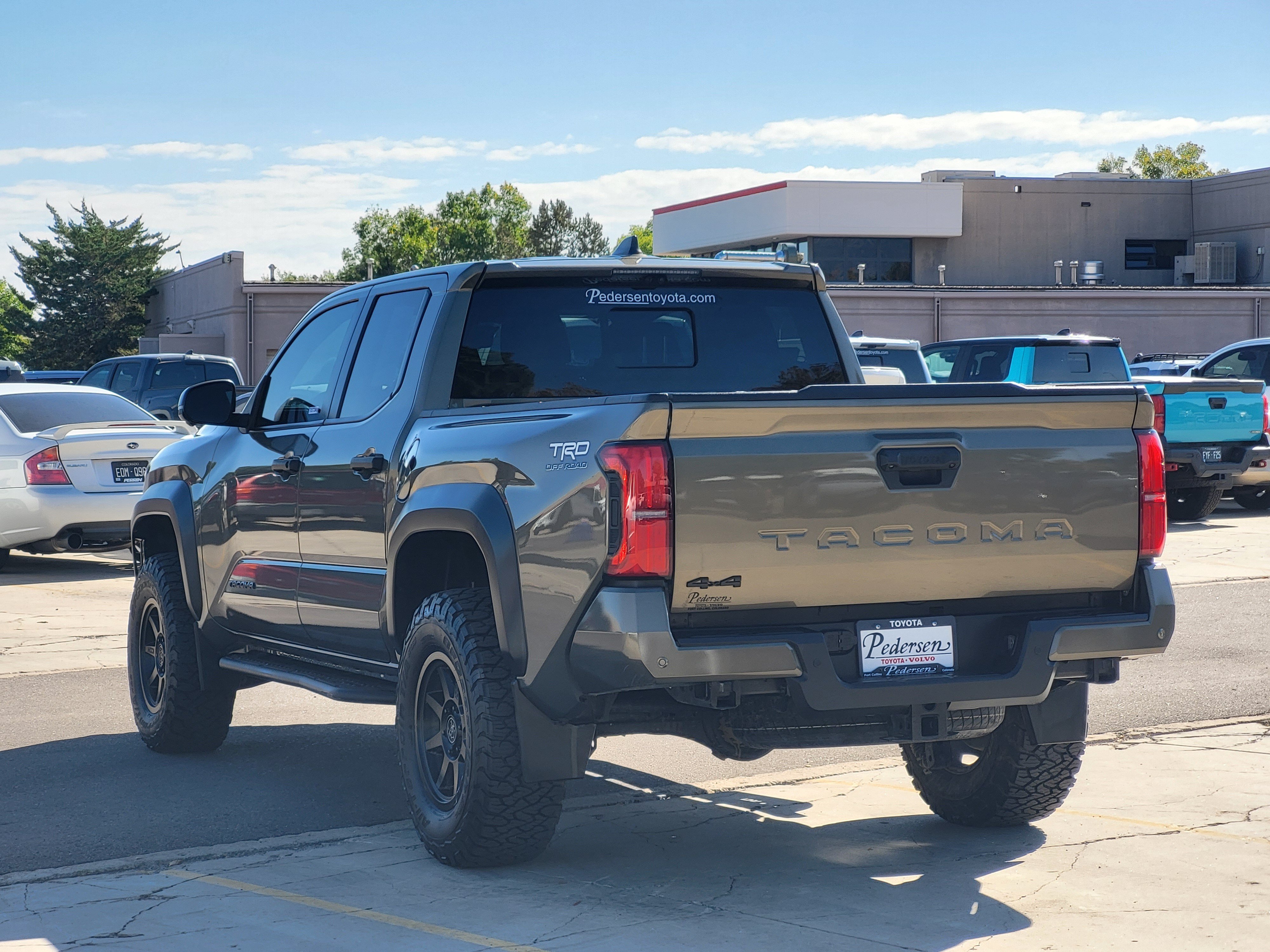 Used 2024 Toyota Tacoma TRD Off-Road w/ TRD Off Road Premium Package AWD/4WD image 3