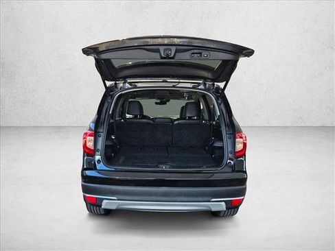 Used 2022 Honda Pilot Touring image 6