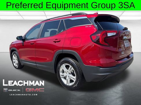 Certified 2023 GMC Terrain SLE w/ Driver Convenience Package FWD image 6