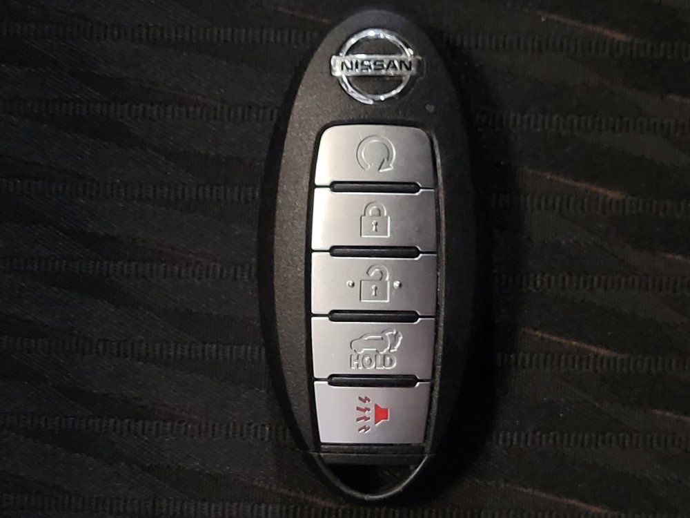 Used 2020 Nissan Rogue SV FWD image 32